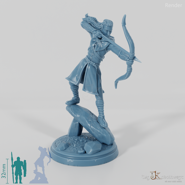 Laigalad, elven archer in fighting stance
