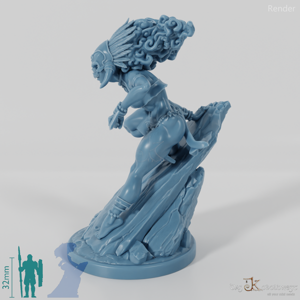 Masina, Masked Island Villain with Hatchet 01