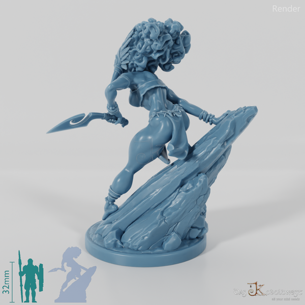 Masina, Inselschurkin mit Dolch 01