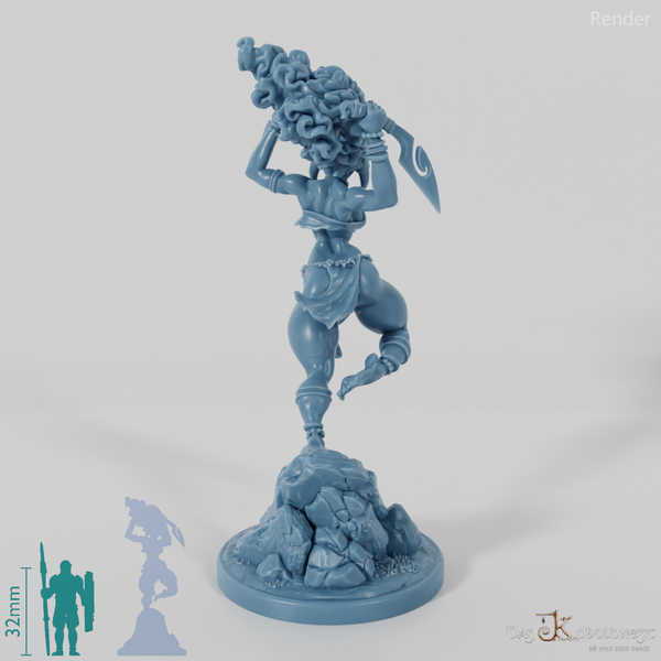 Masina, Inselschurkin mit Dolch 02