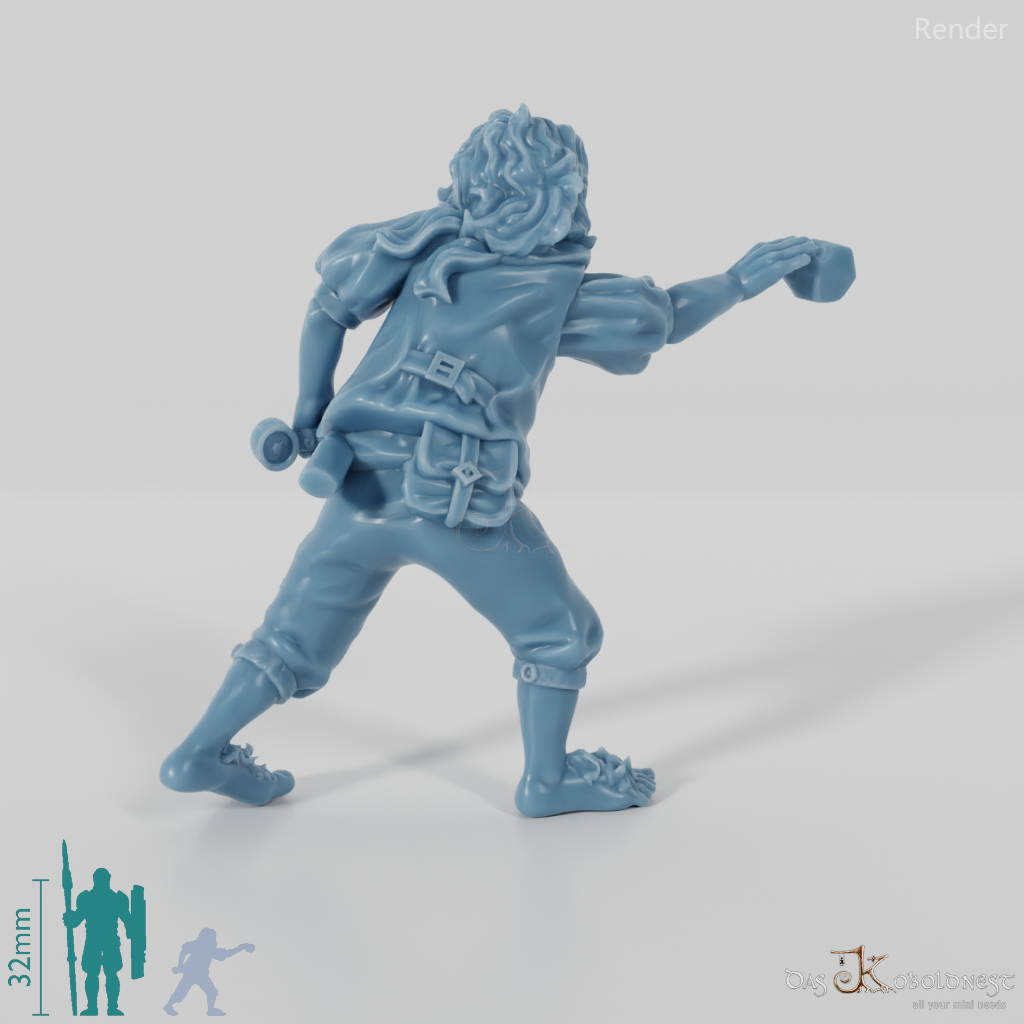 Perry, halfling fighter in fighting stance